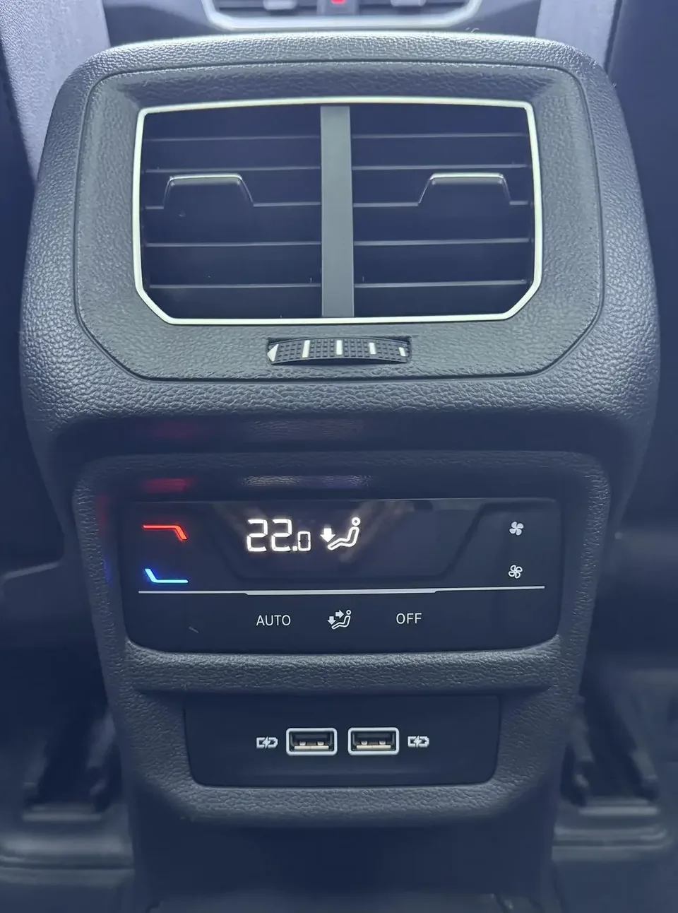 Volkswagen Tayron Tanyue 2023 280TSI 2WD Luxury Plus Advanced Edition 2023 — миниатюра 3