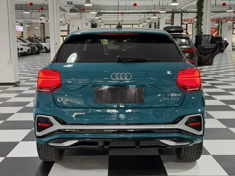 Audi Q2L Audi Q2L 2022 35 TFSI Progressive Dynamic 2022 — thumbnail 2
