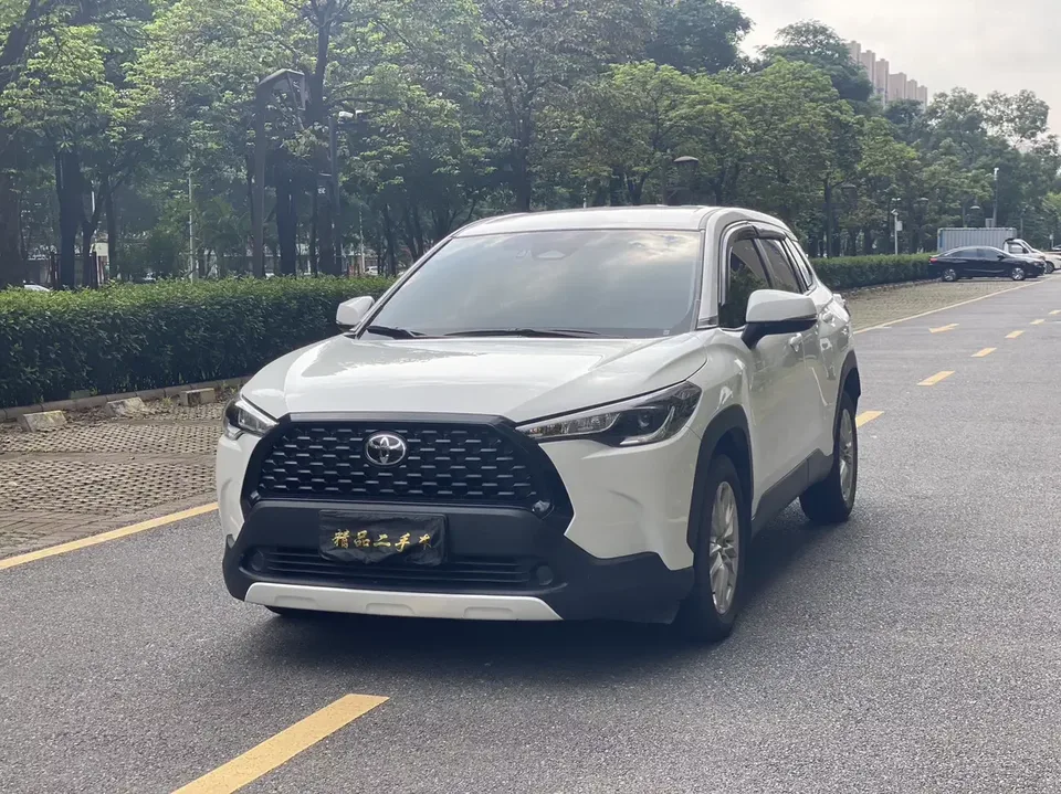 Toyota CorollaCross Corolla Sharp 2024 2.0L CVT Pioneer Edition 2025 — photo 1, buy with delivery to Moscow