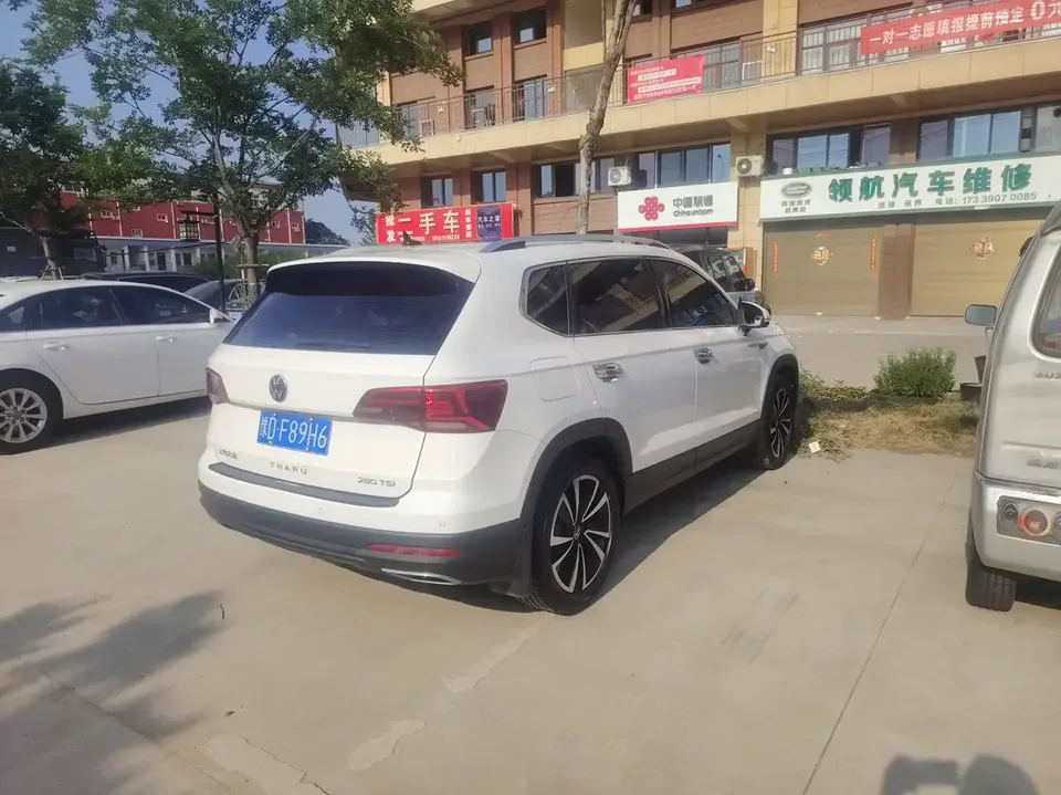 Volkswagen Tharu tuyue 2022 280TSI 2WD Deluxe Edition 2022 — thumbnail 4