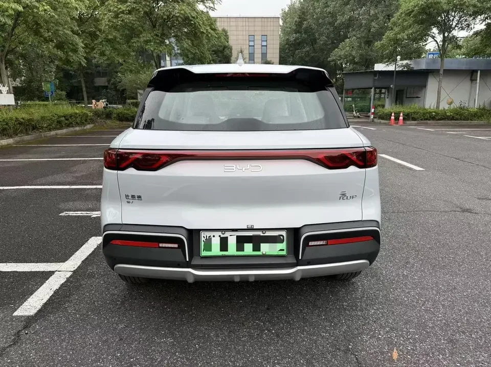 BYD Yuan Up Yuan UP 2025 301KM Pilot 2025 — миниатюра 2