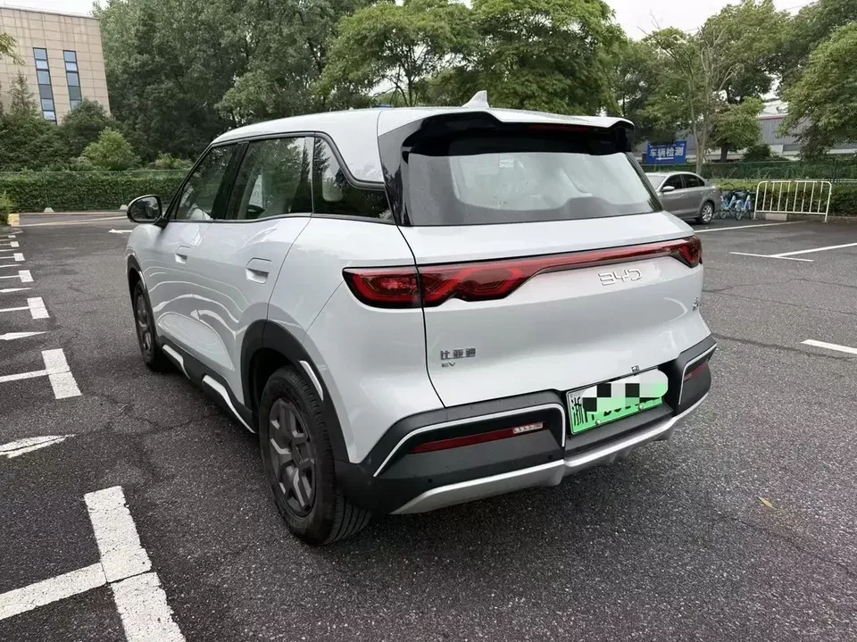 BYD Yuan Up Yuan UP 2025 301KM Pilot 2025 — миниатюра 4