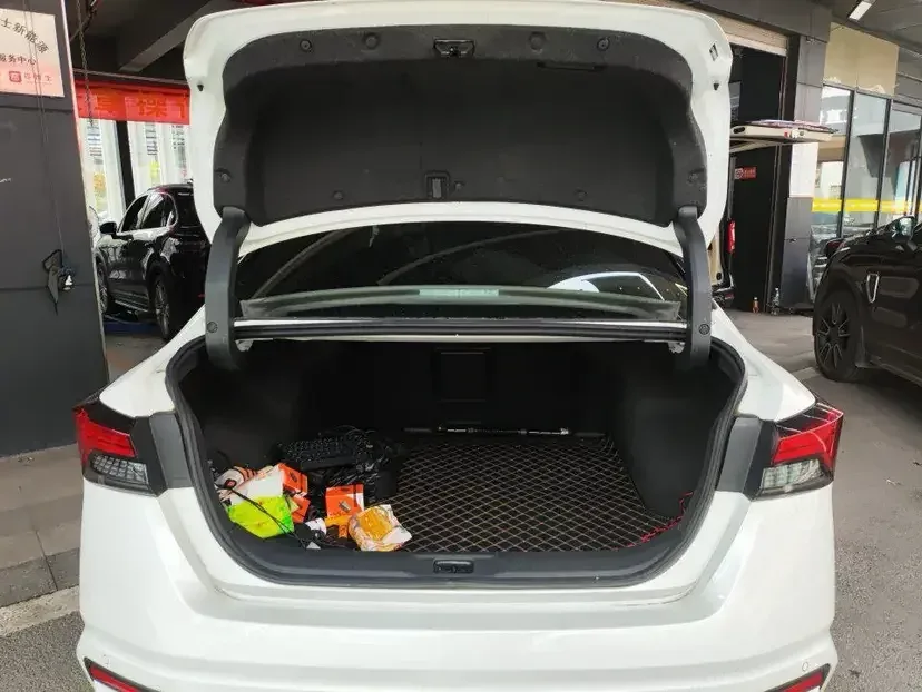 Nissan Altima Sound of nature 2022 2.0L XL-TLS Enjoy Edition 2024 — миниатюра 3