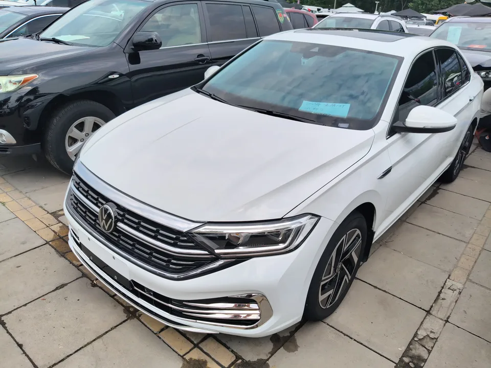 Volkswagen Sagitar Sagitar 2024 300TSI DSG Beyond Edition 2025 — photo 1, buy with delivery to Moscow