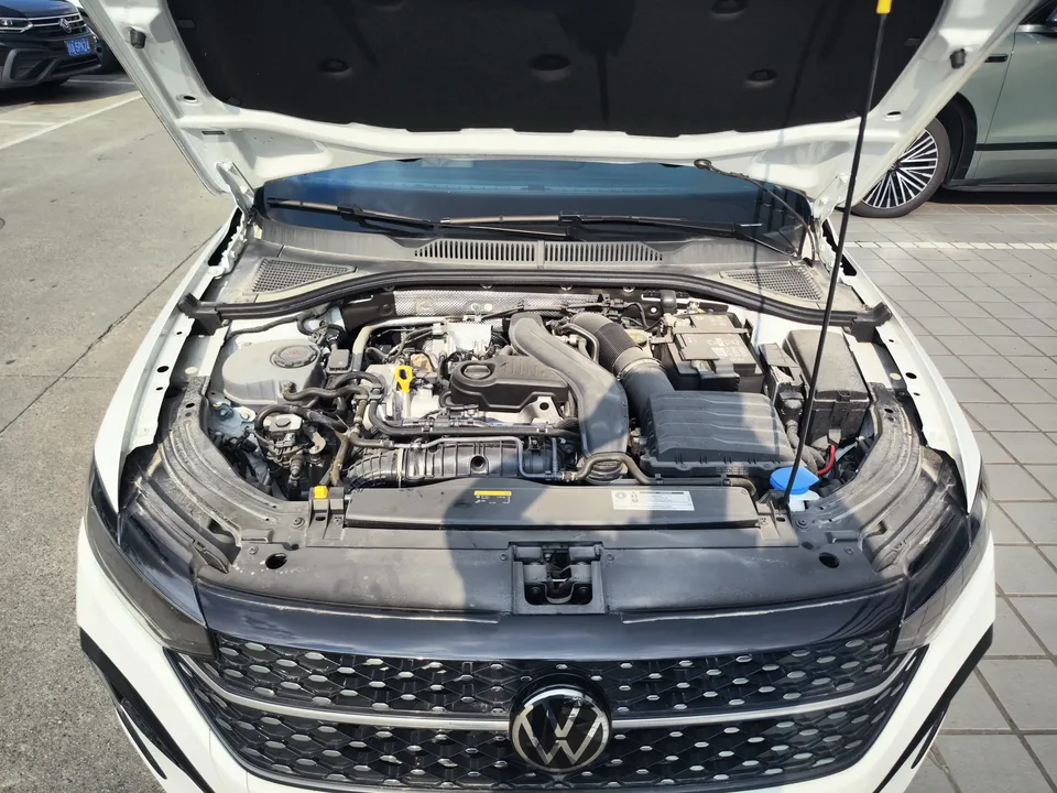 Volkswagen Lavida Lavida 2024 300TSI DSG Starry Sky Leading Edition 2024 — thumbnail 4