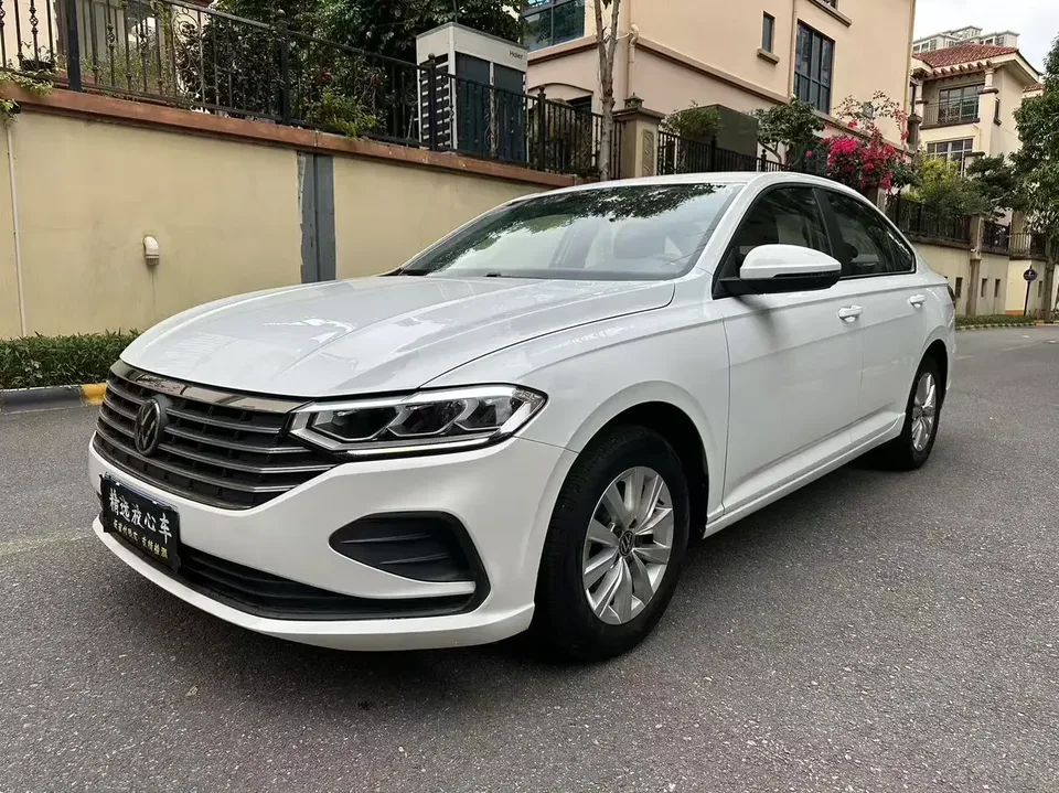 Volkswagen Lavida Lavida 2023 Modified 1.5L Automatic Deyi Edition 2023 — photo 1, buy with delivery to Moscow