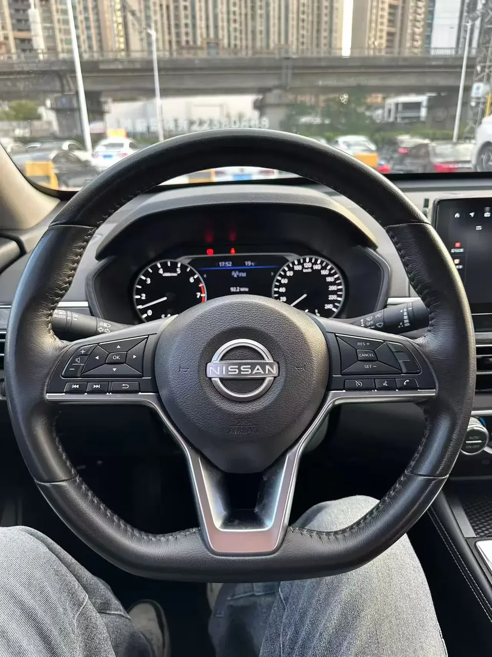 Nissan Altima Sound of nature 2022 2.0L XL-TLS Enjoy Edition 2023 — thumbnail 3