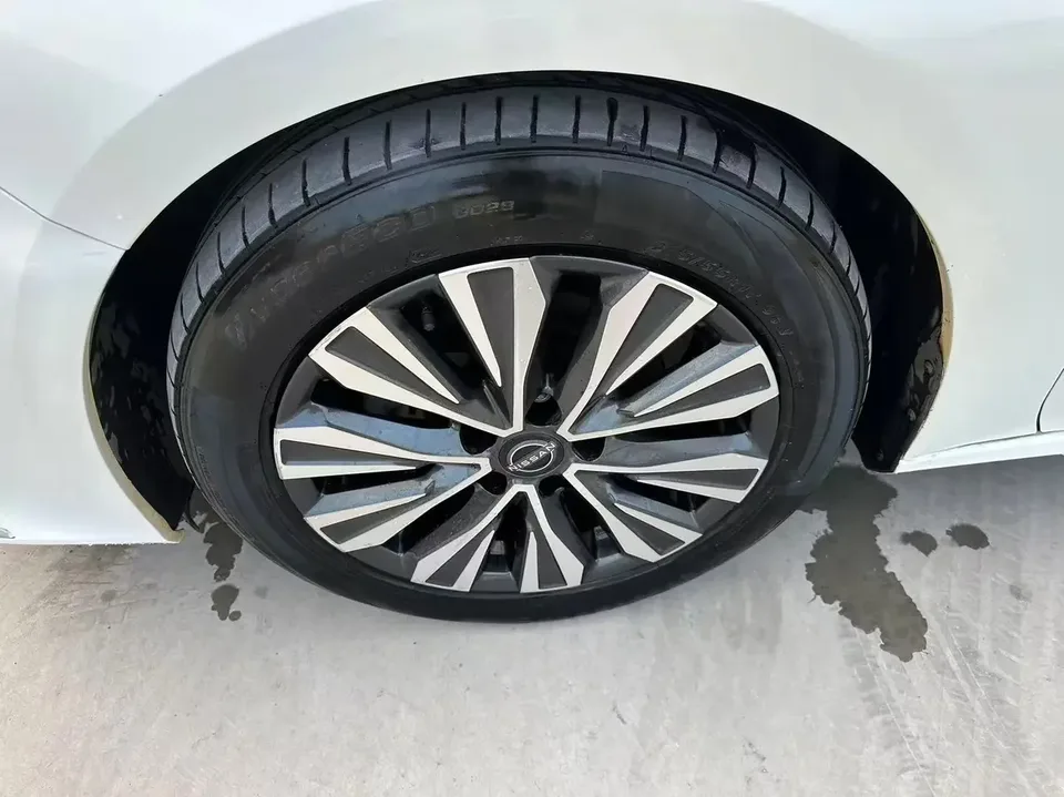 Nissan Altima Sound of nature 2022 2.0L XL-TLS Enjoy Edition 2023 — thumbnail 5