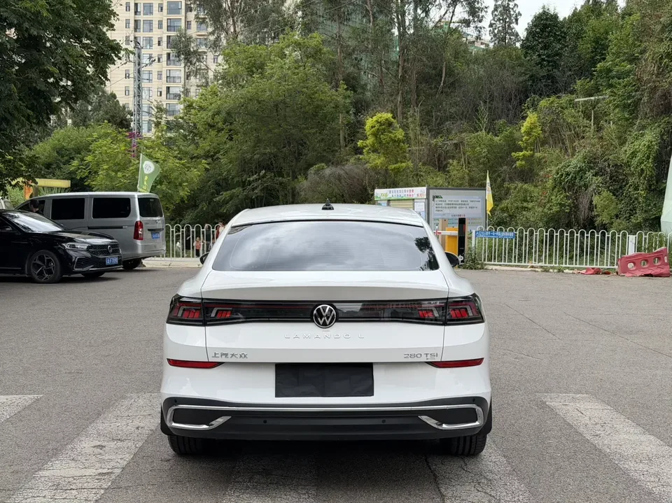 Volkswagen Lamando Lingdu 2022 Lingdu L 280TSI DSG Cool Edition 2022 — thumbnail 2