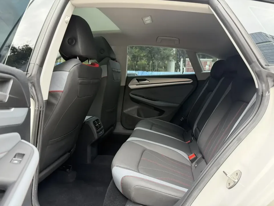 Volkswagen Lamando Lingdu 2022 Lingdu L 280TSI DSG Cool Edition 2022 — thumbnail 3