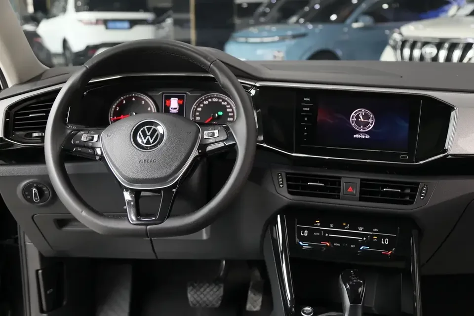 Volkswagen Tayron Tanyue 2022 280TSI 2WD Luxury Smart Edition 2022 — thumbnail 4
