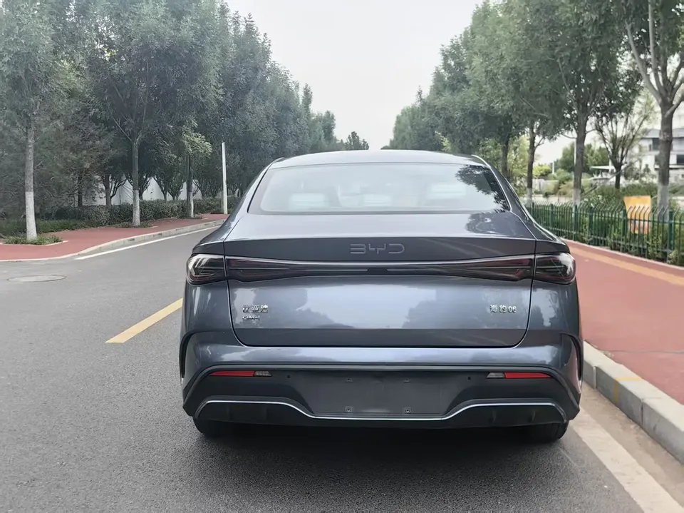 BYD Seal 06DM Seal 06DM 2024 DM-i 80KM Deluxe 2024 — thumbnail 2