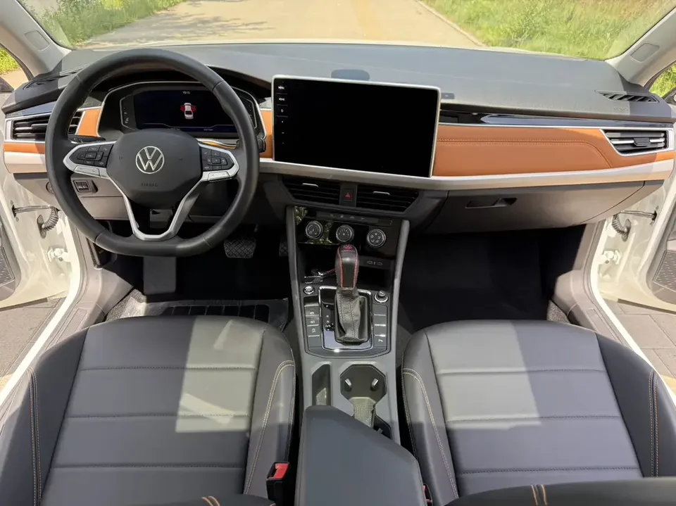 Volkswagen Bora Bora 2023 200TSI DSG Joy Travel PRO Edition 2023 — миниатюра 3