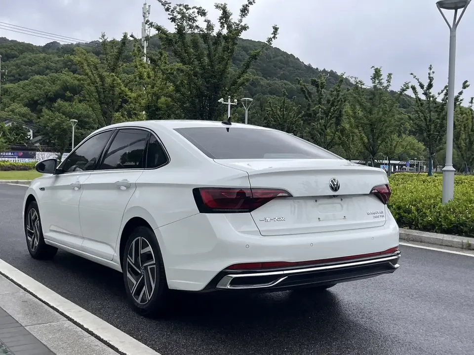 Volkswagen Sagitar Sagitar 2023 280TSI DSG Beyond Edition Plus 2022 — thumbnail 4