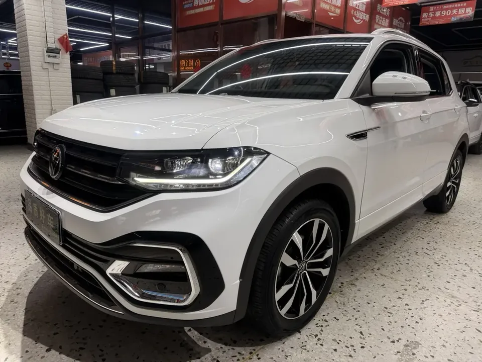 Volkswagen Explore the shadows Explore the shadows 2021 280TSI DSG R-Line Intelligent Connection Edition 2023 — photo 1, buy with delivery to Moscow