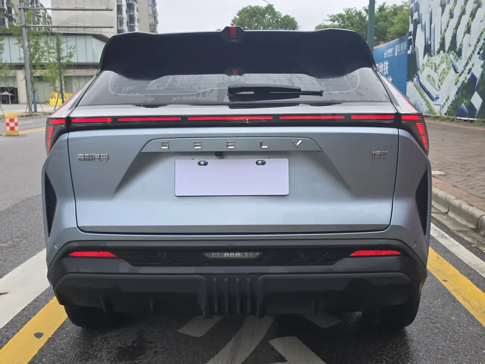 Geely Atlas Boyue 2024 1.5TD Dragon Edition 2025 — thumbnail 2