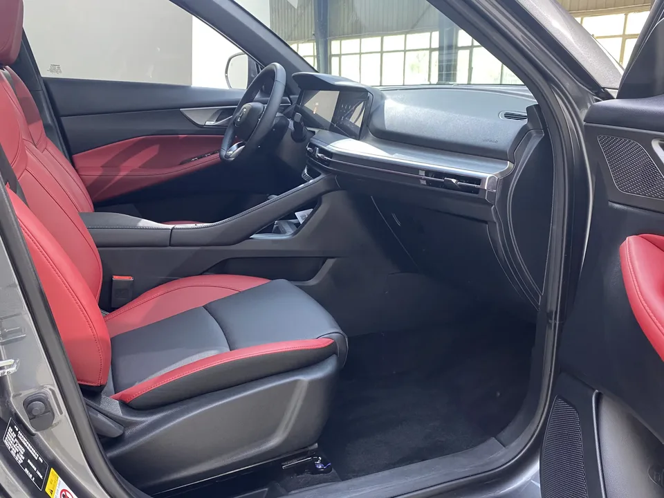 Changan CS35 Plus Changan CS35 PLUS 2021 Blue Whale NE 1.4T DCT Luxury Model 2022 — thumbnail 4