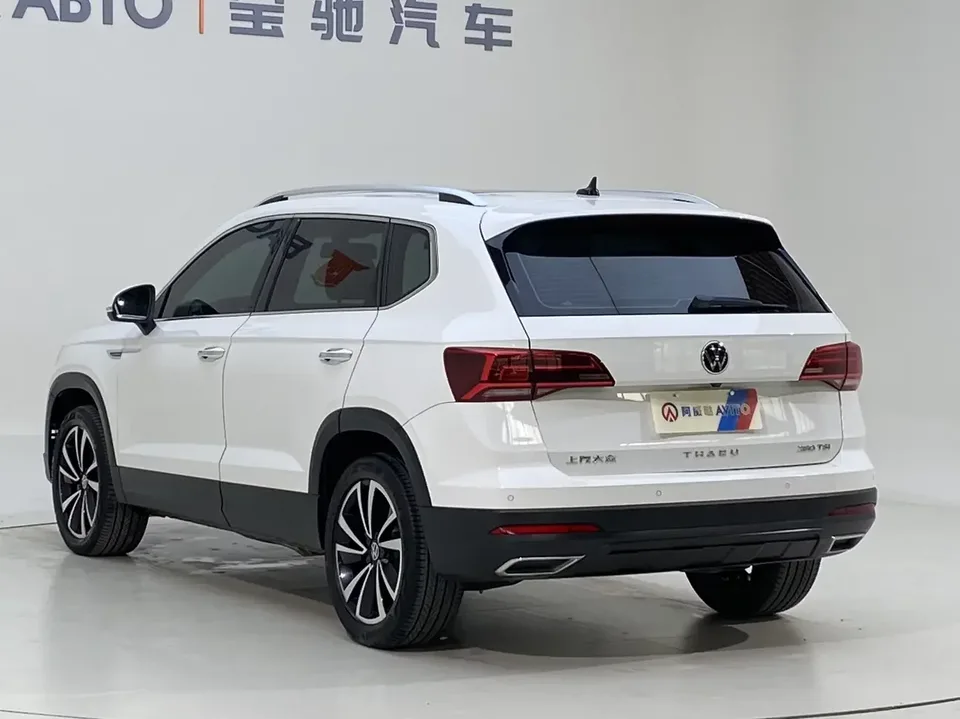 Volkswagen Tharu tuyue 2021 280TSI 2WD Deluxe Edition 2022 — thumbnail 2