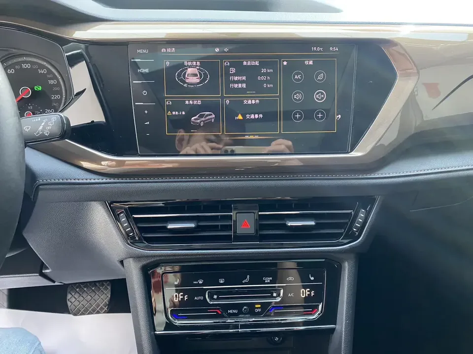 Volkswagen Tharu tuyue 2021 280TSI 2WD Deluxe Edition 2022 — thumbnail 5
