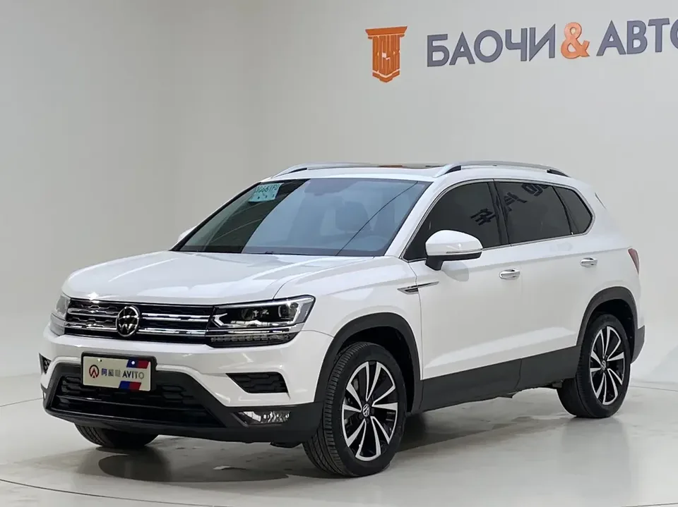 Volkswagen Tharu tuyue 2021 280TSI 2WD Deluxe Edition 2022 — photo 1, buy with delivery to Moscow