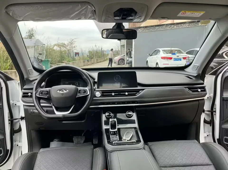 Chery Tiggo 8 Tiggo 8 2024 Honor Edition 230TCI Automatic Excellence Edition 5 Seaters 2024 — thumbnail 2