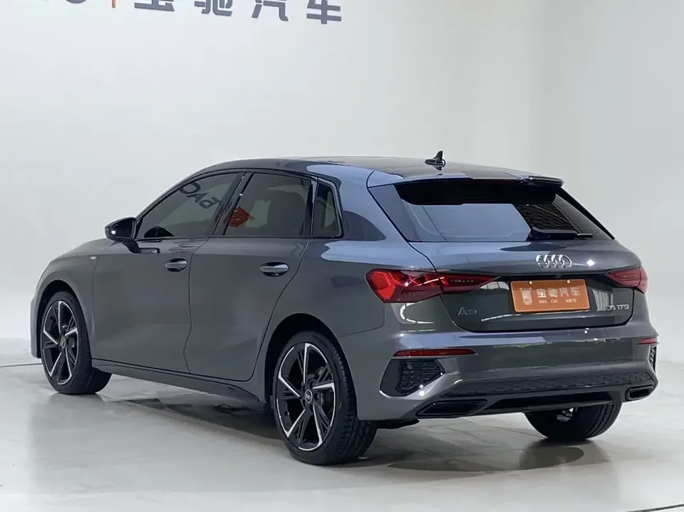 Audi A3 Audi A3 2022 Sportback 35 TFSI Stylish and sporty 2022 — thumbnail 2