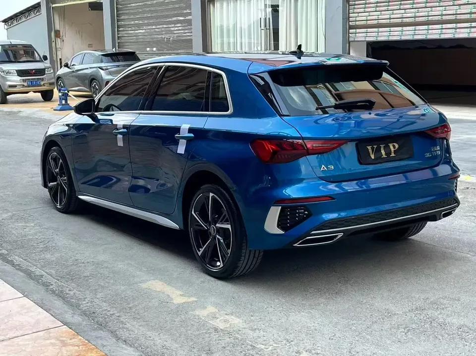 Audi A3 Audi A3 2022 Sportback 35 TFSI Stylish and sporty 2022 — thumbnail 3