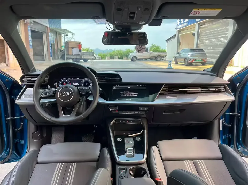 Audi A3 Audi A3 2022 Sportback 35 TFSI Stylish and sporty 2022 — thumbnail 5