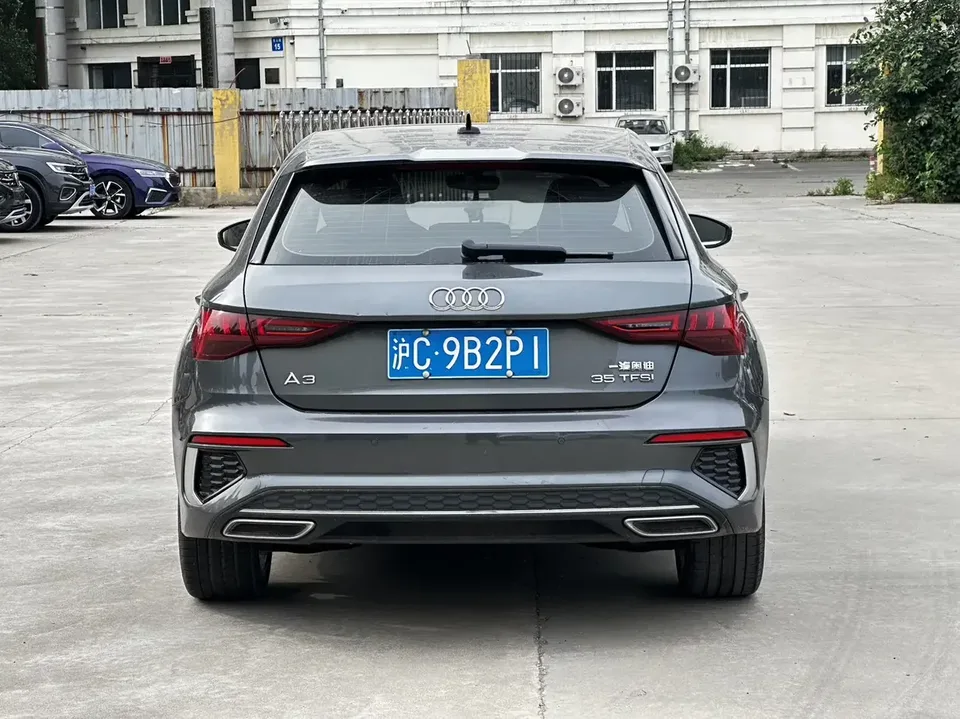 Audi A3 Audi A3 2022 Sportback 35 TFSI Stylish and sporty 2022 — thumbnail 2