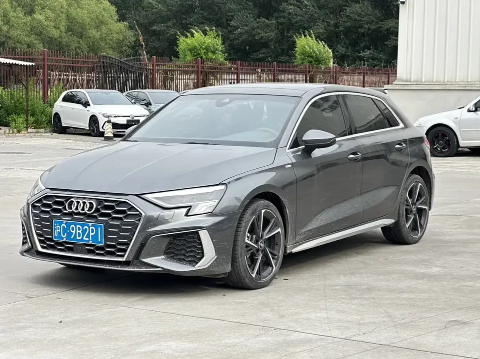 Audi A3 Audi A3 2022 Sportback 35 TFSI Stylish and sporty 2022 — photo 1, buy with delivery to Moscow