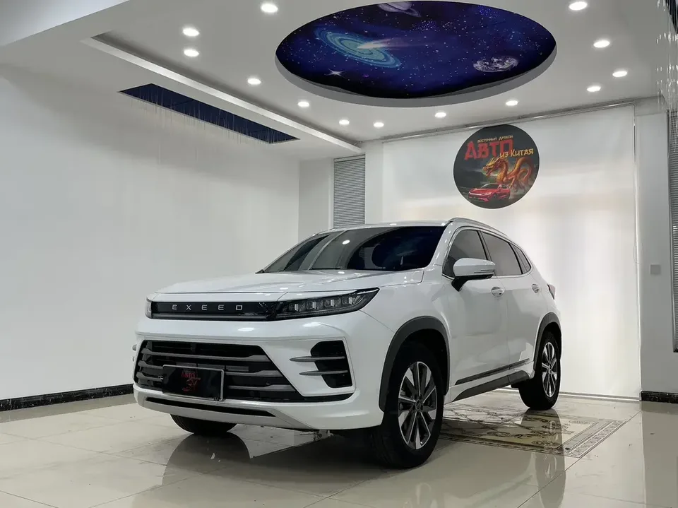 Exeed LX Chasing the stars 2022 Riding the Wind and Waves Edition 1.5T CVT Yufengxing Edition 2022 — фото 1, купить с доставкой в Москву