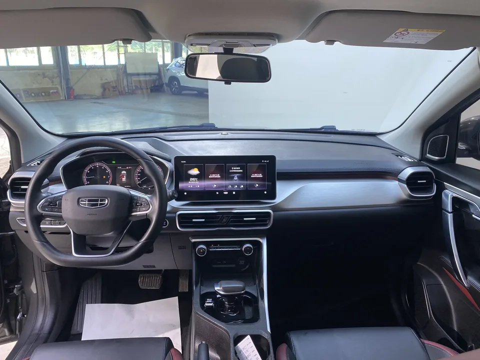Geely Coolray SX11 Binyue 2021 240T DCT Platinum Edition 2022 — миниатюра 4