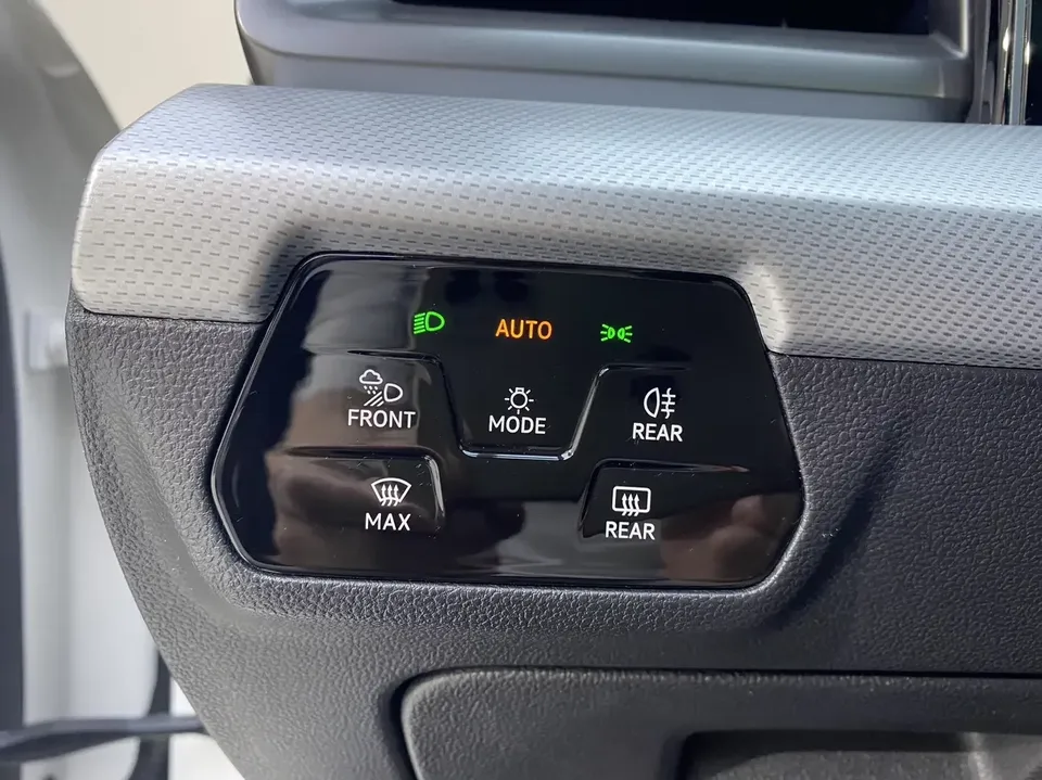 Volkswagen Lamando Lingdu 2022 Lingdu L 280TSI DSG Cool Edition 2022 — thumbnail 4