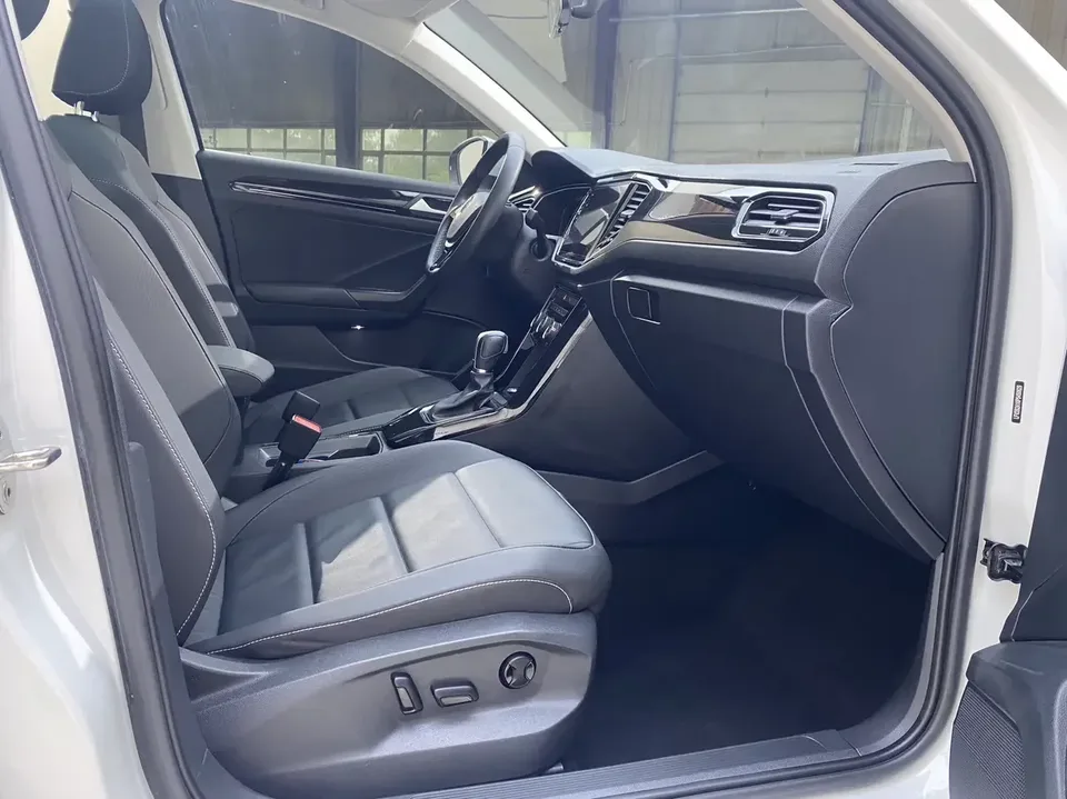Volkswagen T-Roc TANG 2022 280TSI DSG 2WD Comfort PLUS 2023 — thumbnail 4