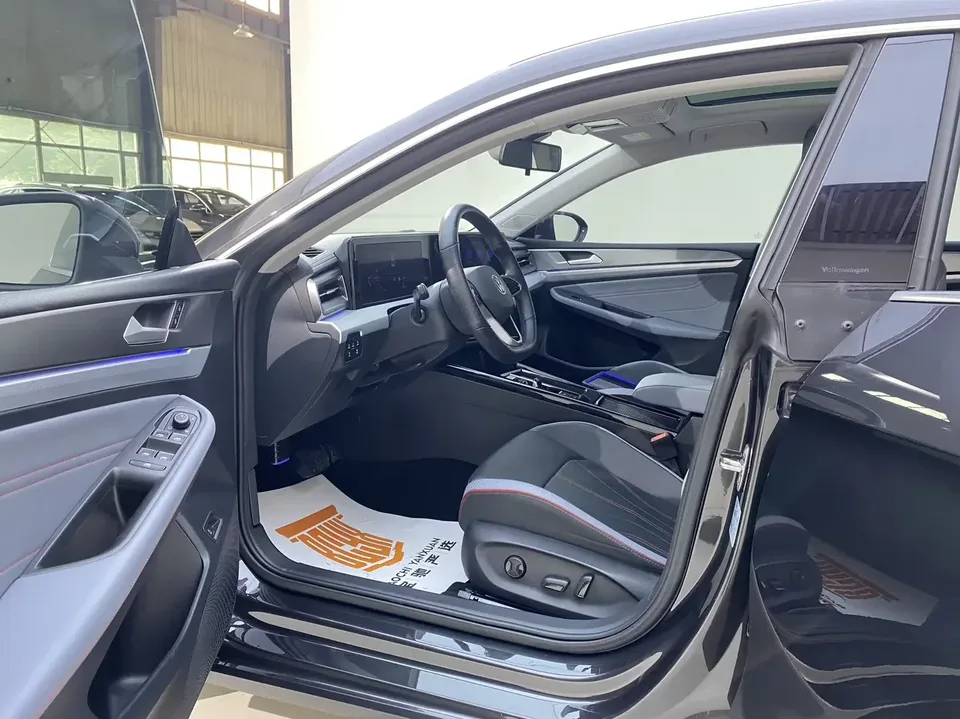Volkswagen Lamando Lingdu 2022 Lingdu L 280TSI DSG Cool Edition 2022 — thumbnail 5
