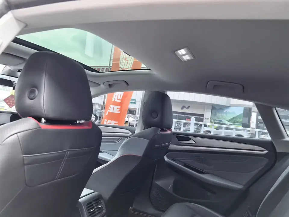 Volkswagen Lamando Lingdu 2022 Lingdu L 280TSI DSG Cool Edition 2023 — thumbnail 3