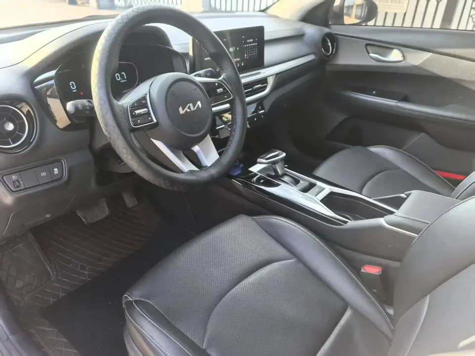 Kia K3 Kia K3 2023 1.5L IVT Comfort Edition 2023 — thumbnail 5