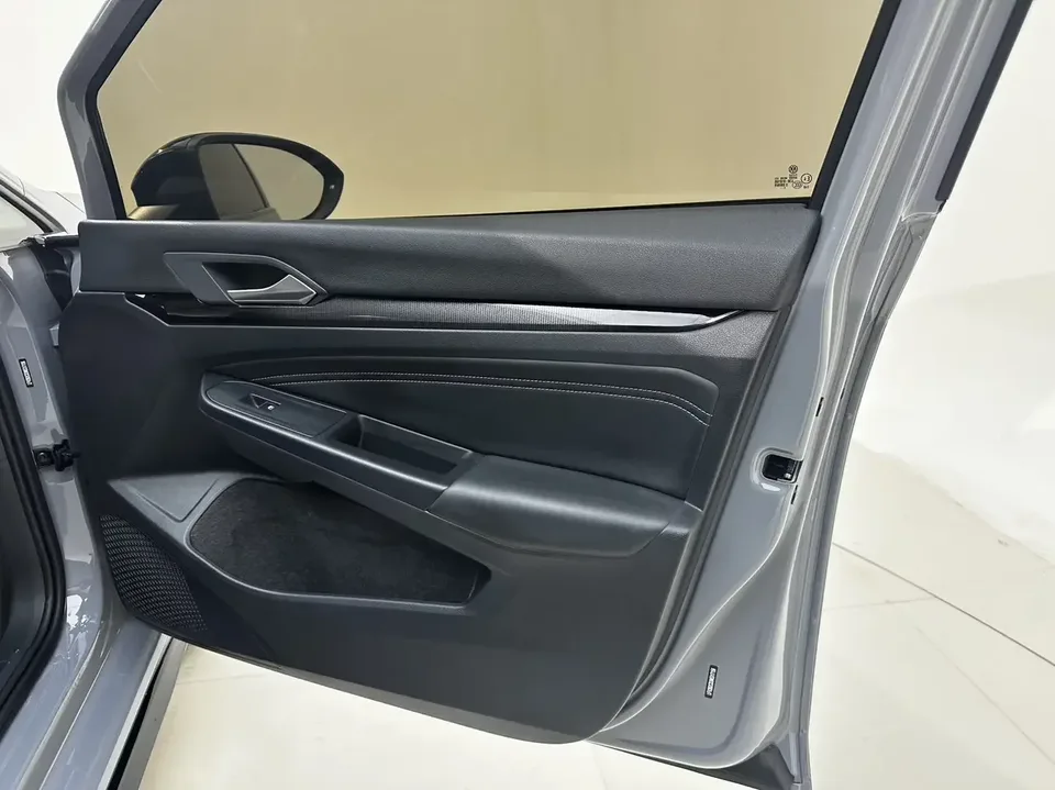 Volkswagen Golf golf 2023 280TSI DSG R-Line Lite 2022 — thumbnail 5