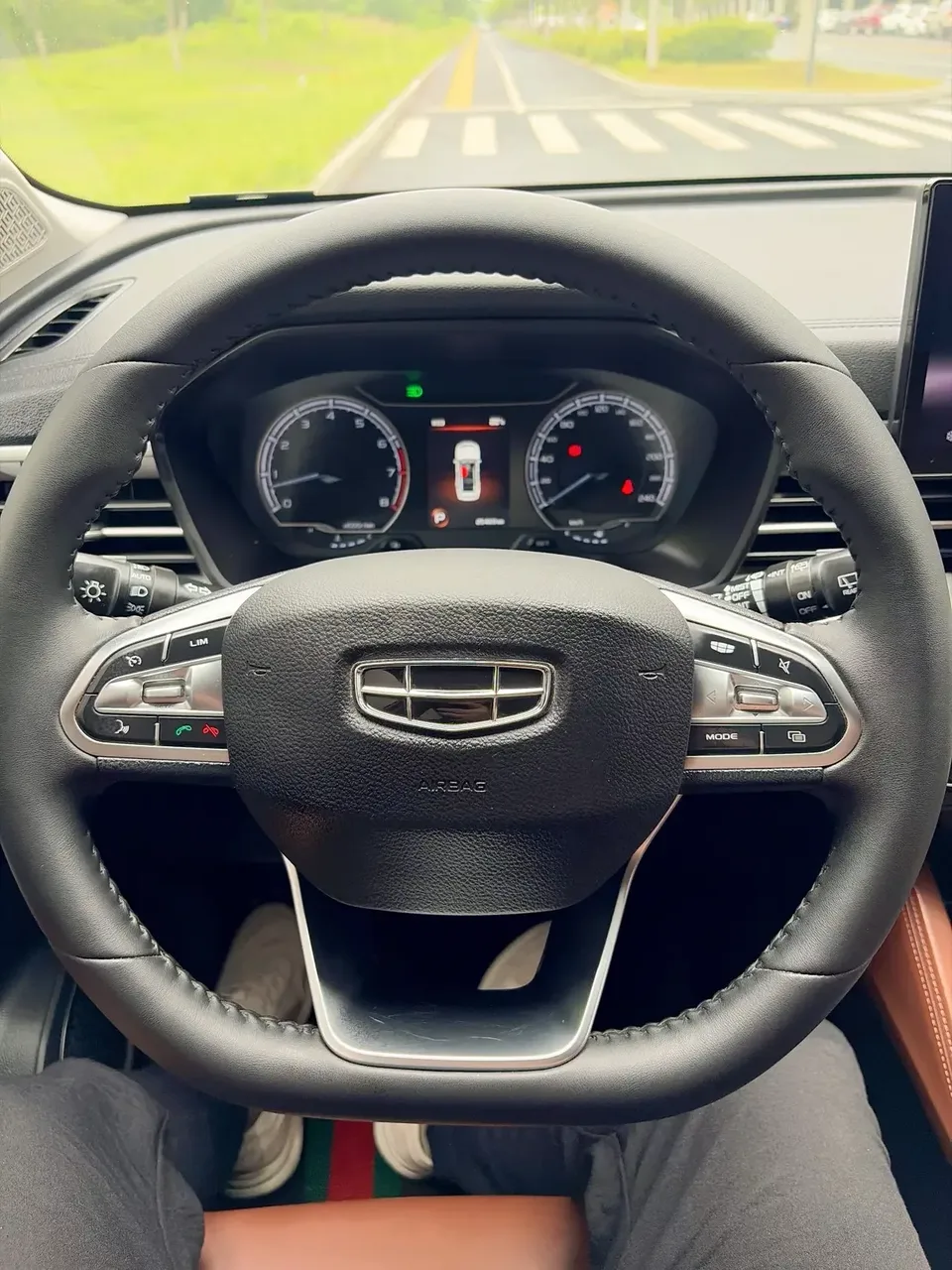 Geely Vision X6 Vision X6 2021 PRO 1.4T Automatic Premium 2022 — thumbnail 4
