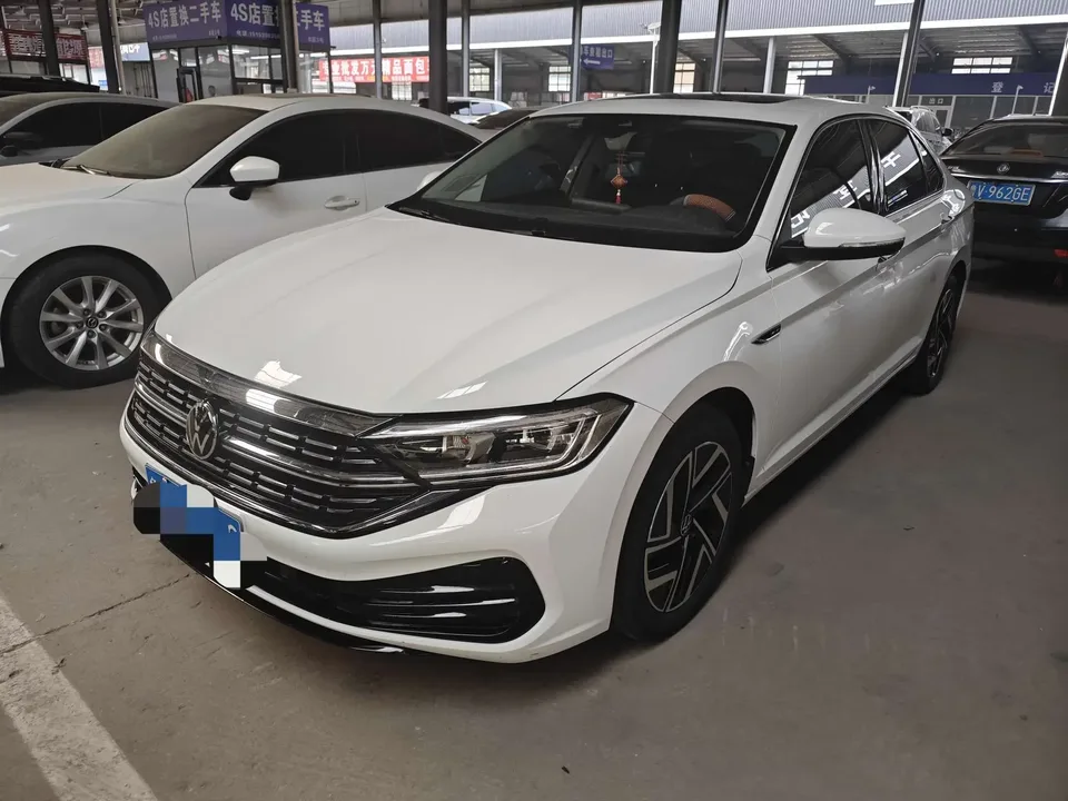 Volkswagen Sagitar Sagitar 2023 280TSI DSG Beyond Edition 2022 — photo 1, buy with delivery to Moscow