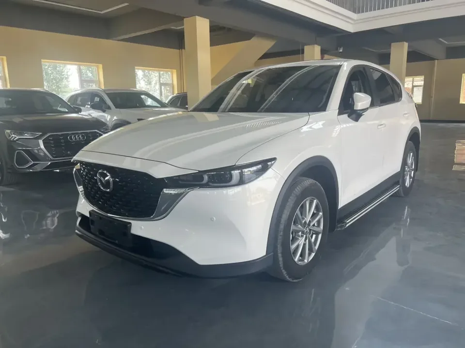 Mazda CX-5 Mazda CX-5 2022 2.0L Automatic 2WD Smart Model 2023 — photo 1, buy with delivery to Moscow