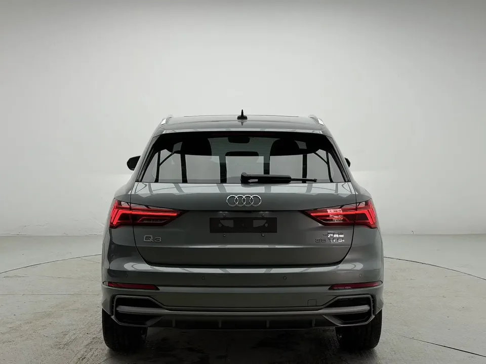 Audi Q3 Audi Q3 2022 35 TFSI Stylish Dynamic 2022 — миниатюра 2