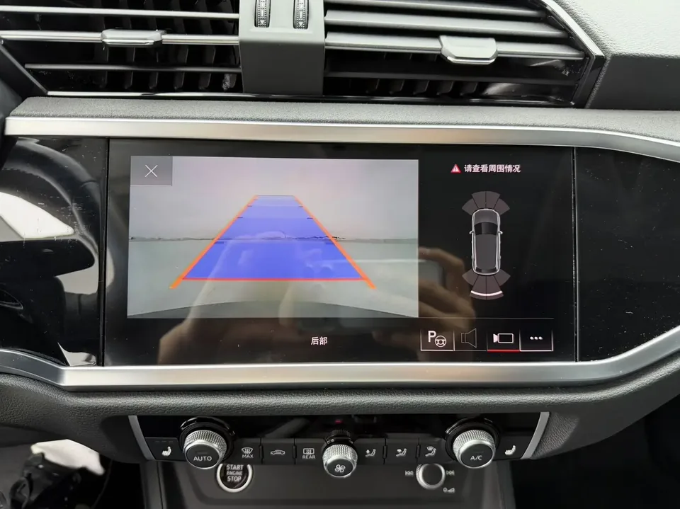 Audi Q3 Audi Q3 2022 35 TFSI Stylish Dynamic 2022 — миниатюра 3
