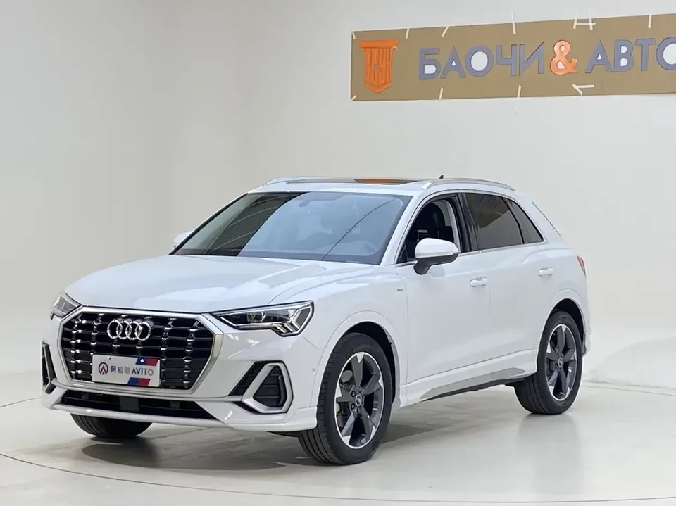 Audi Q3 Audi Q3 2022 35 TFSI Stylish Dynamic 2022 — photo 1, buy with delivery to Moscow