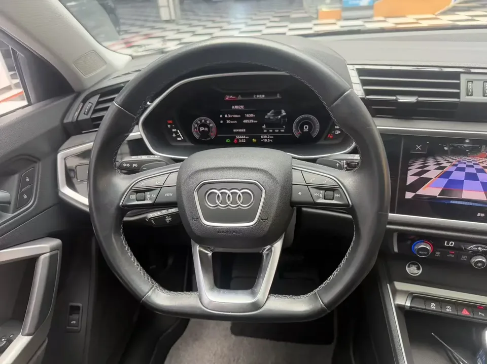 Audi Q3 Audi Q3 2022 35 TFSI Stylish Dynamic 2022 — thumbnail 4