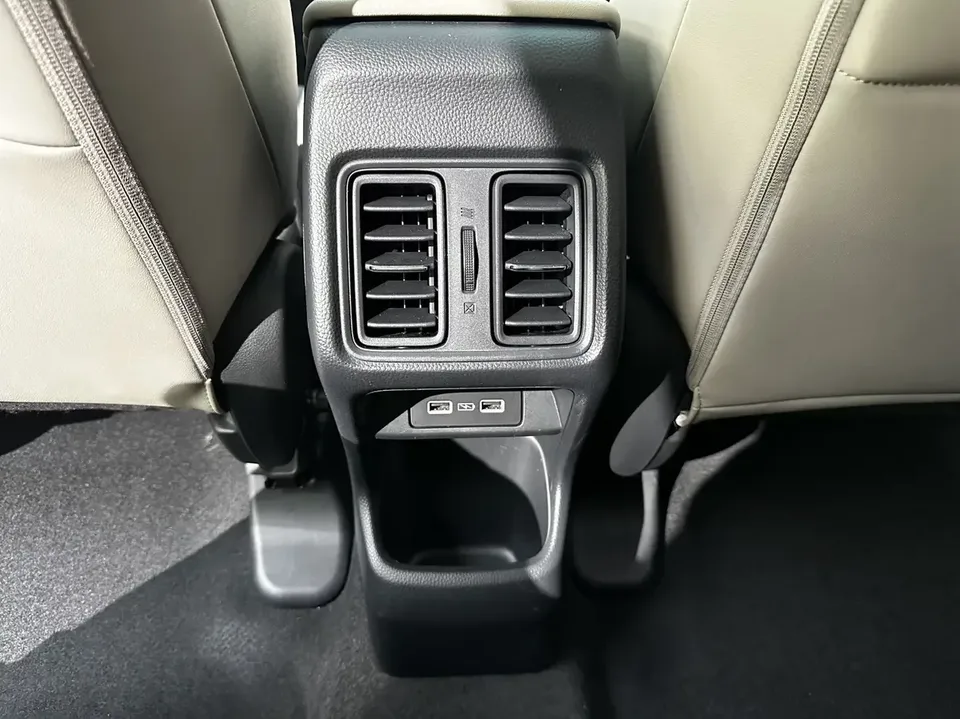Honda VEZEL Binzhi 2023 1.5L CVT Deluxe Edition 2023 — thumbnail 4