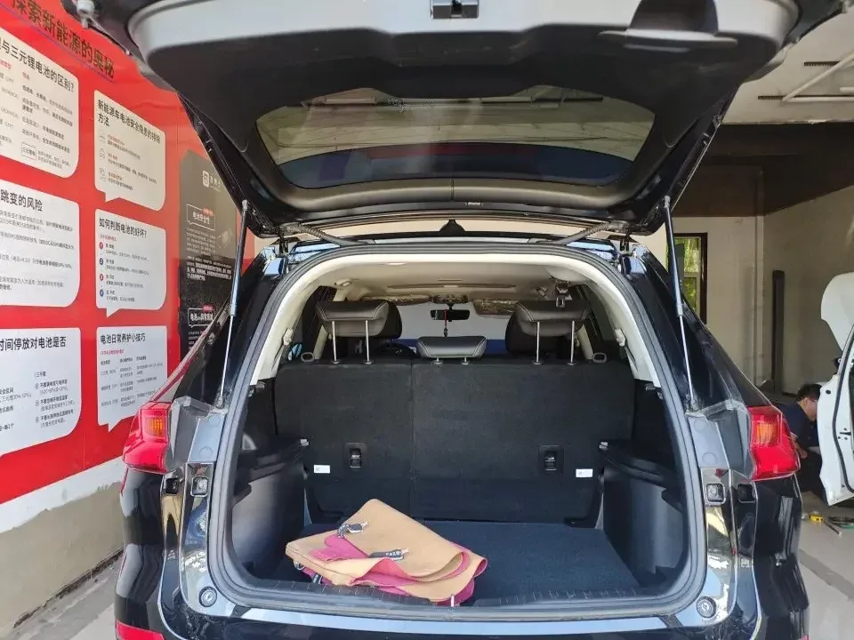 Haval M6 Haval M6 2021 PLUS 1.5T DCT Luxury Intelligent Connection 2023 — thumbnail 3