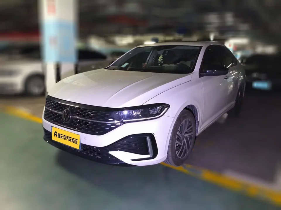 Volkswagen Lavida Lavida 2024 300TSI DSG Starry Sky Leading Edition 2024 — photo 1, buy with delivery to Moscow