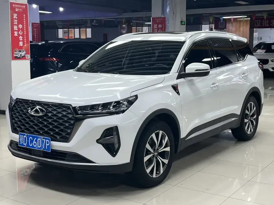 Chery Tiggo 7 Plus Tiggo 7 PLUS 2021 1.5T CVT Premium 2022 — photo 1, buy with delivery to Moscow