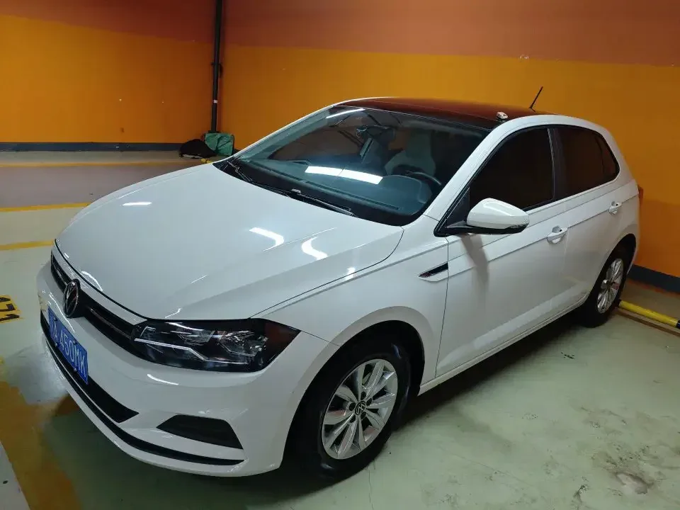 Volkswagen Polo Polo 2021 Plus 1.5L Automatic Colorful Technology Edition 2022 — photo 1, buy with delivery to Moscow